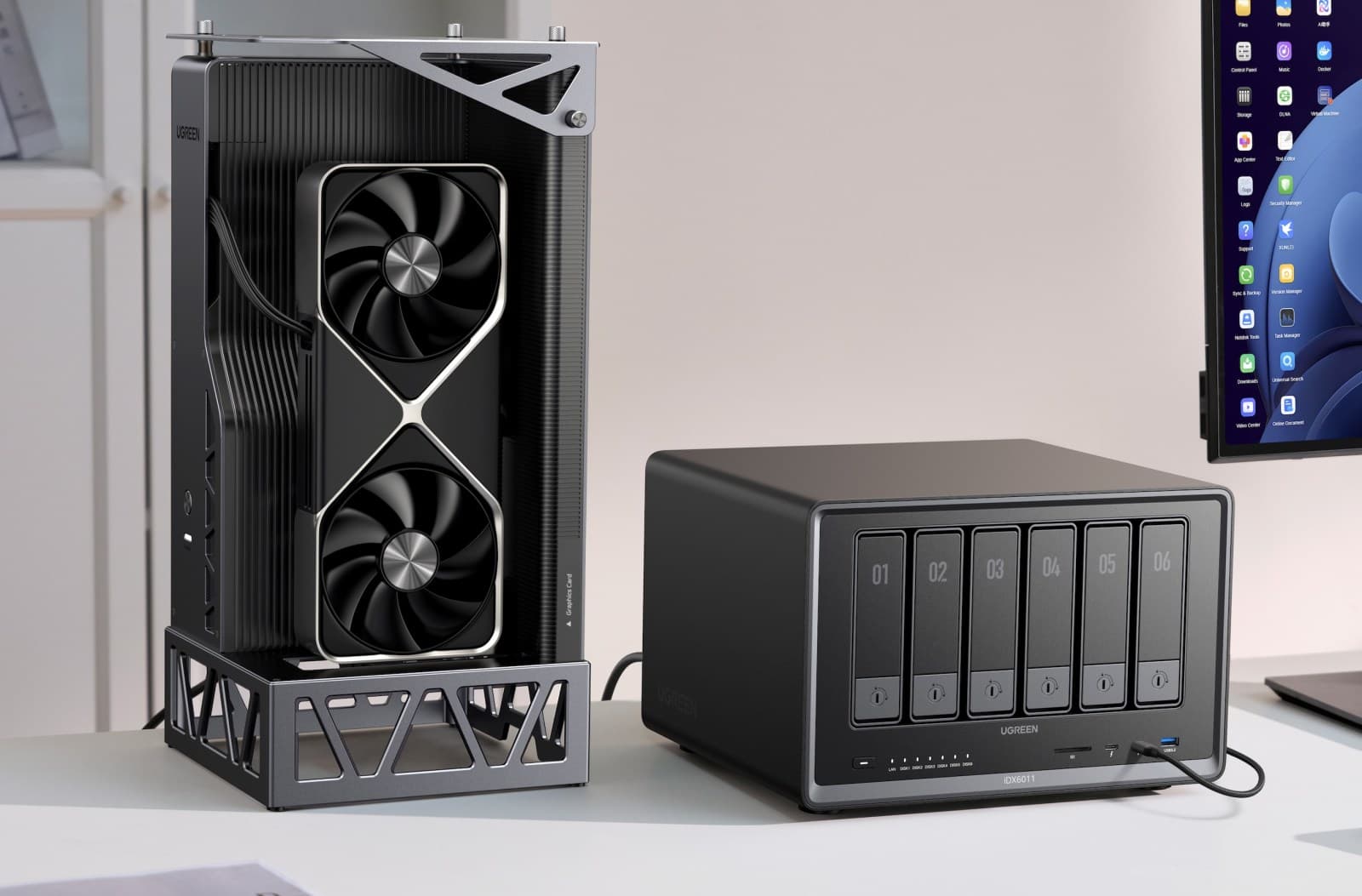 UGREEN NASync iDX6011 Pro em close com portas e design