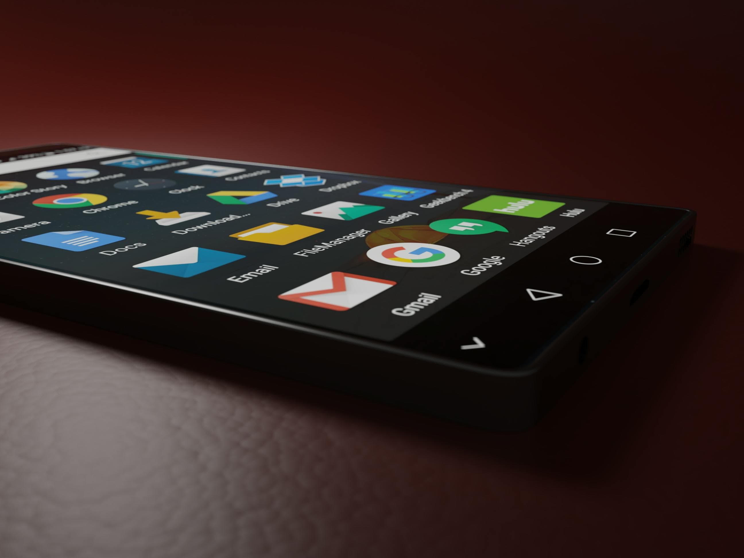 Close-up de smartphone Android com ícones de aplicativos na tela