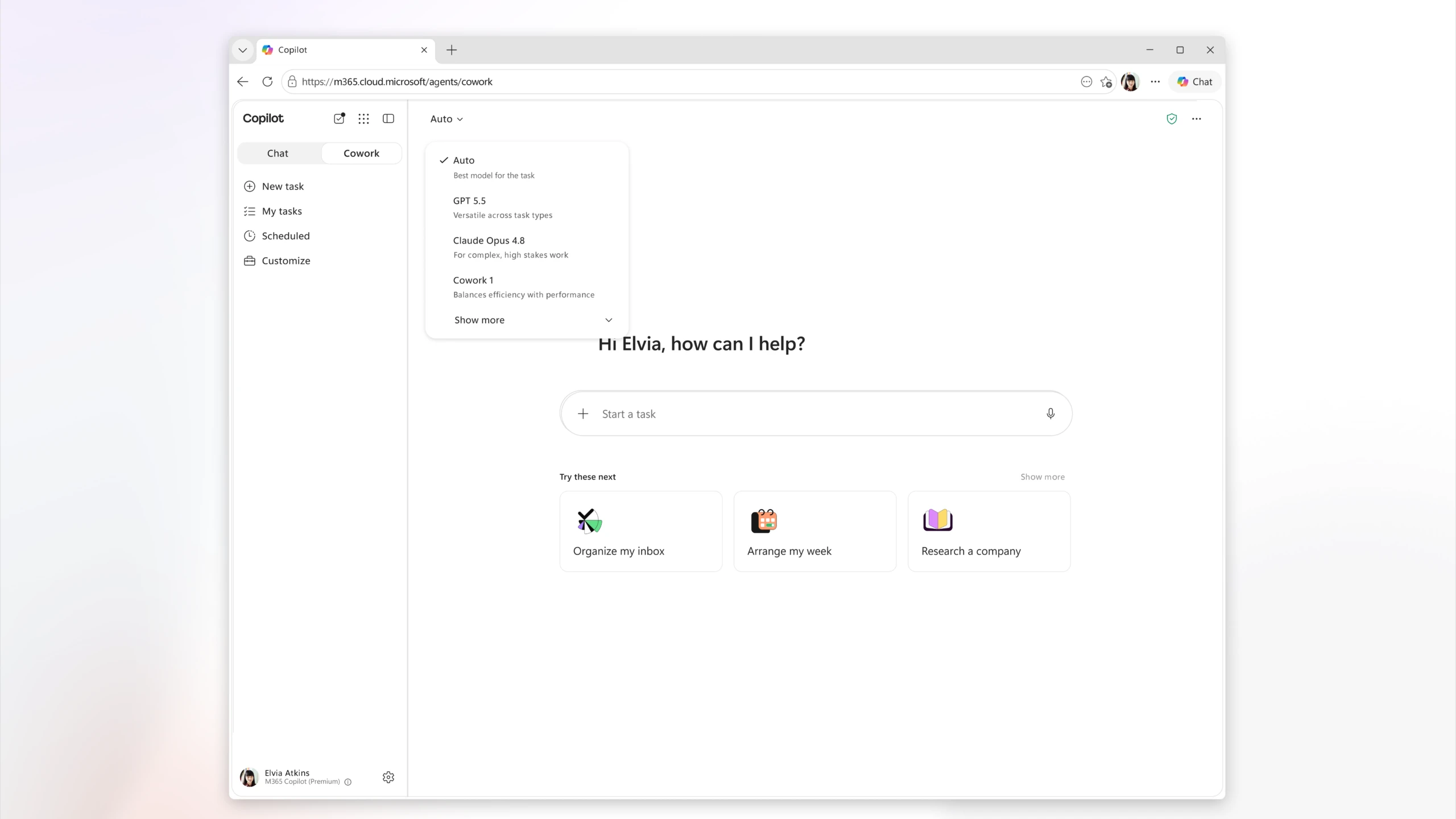 Interface do Microsoft Copilot Cowork com sugestões de tarefas
