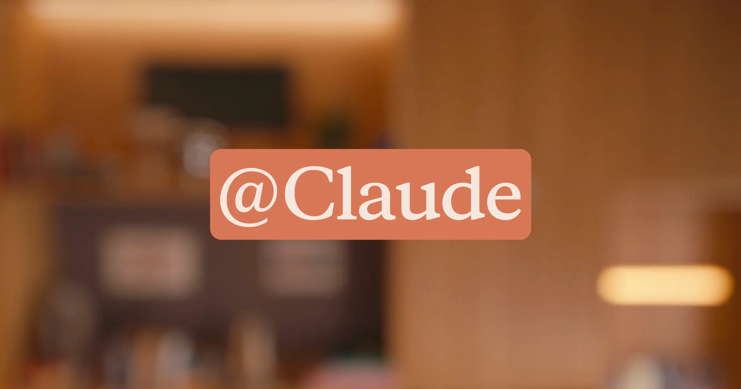 Tela com o texto @Claude, destacando o lançamento do Claude Tag