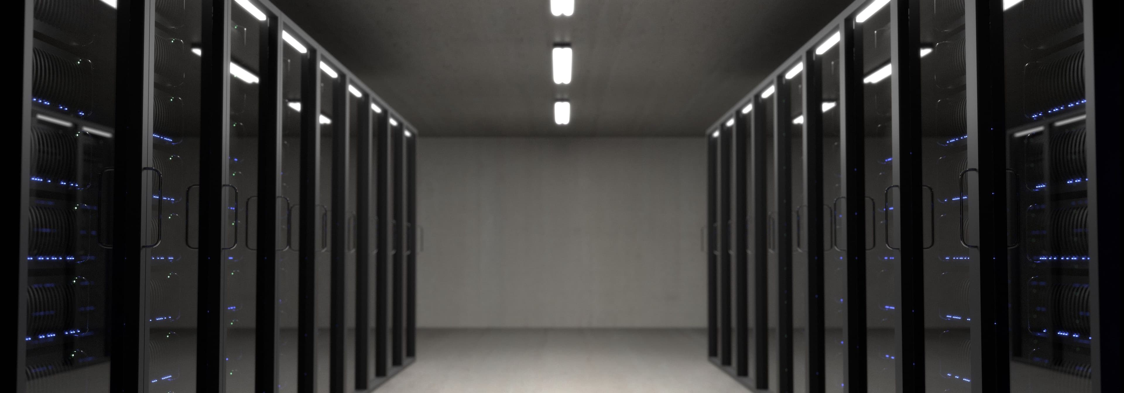 Servidores de data center representando infraestrutura moderna