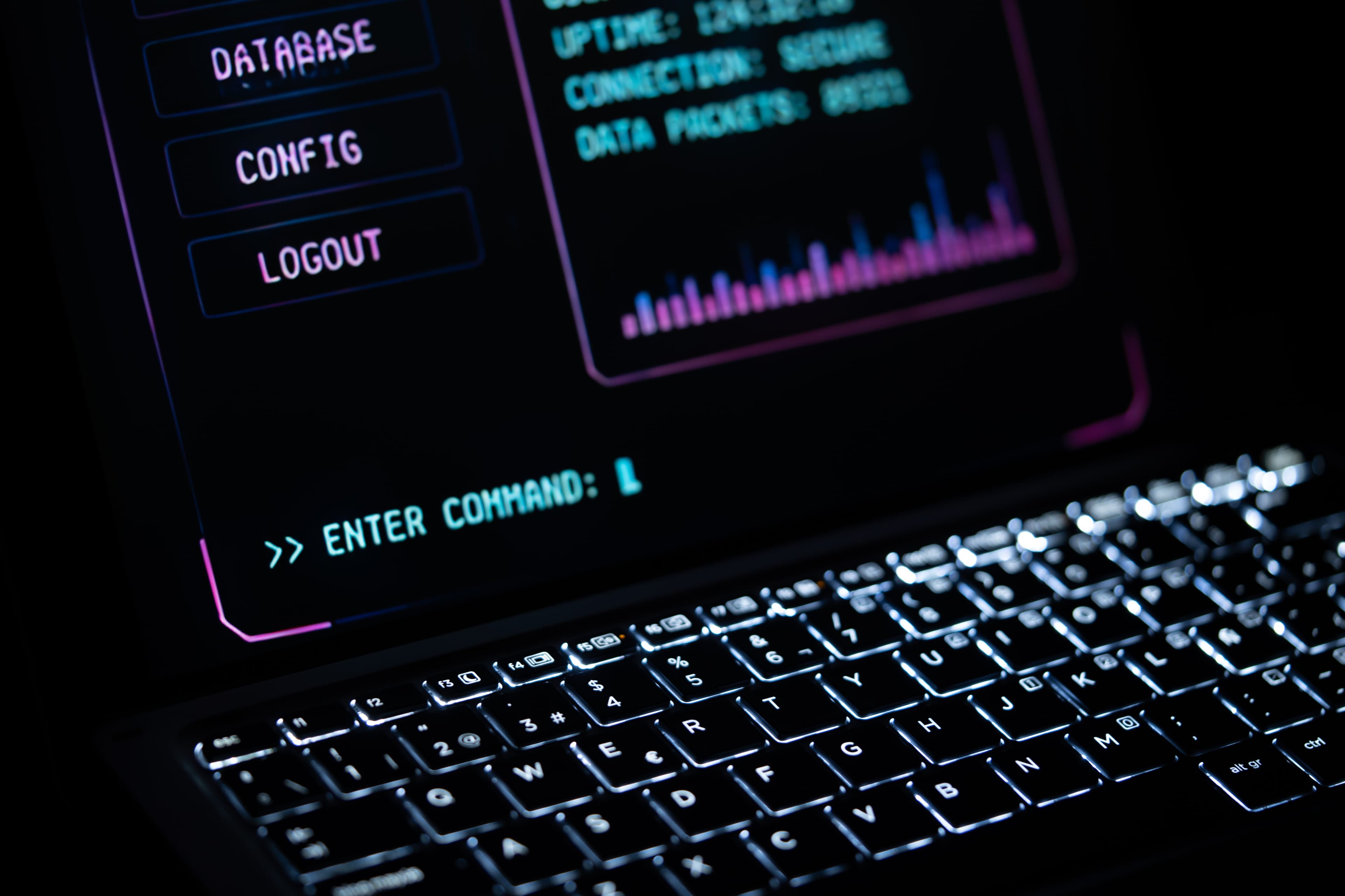 Interface de terminal em laptop com prompt de comando, simbolizando automação por IA