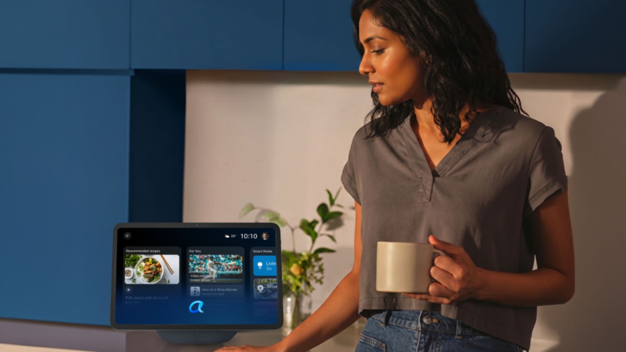 Alexa+ exibida em um Echo Show em ambiente doméstico na Índia