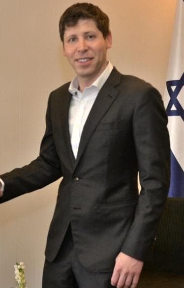 Retrato de Sam Altman, executivo da OpenAI